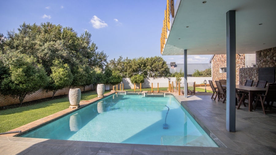 5 Bedroom Property for Sale in The Coves North West